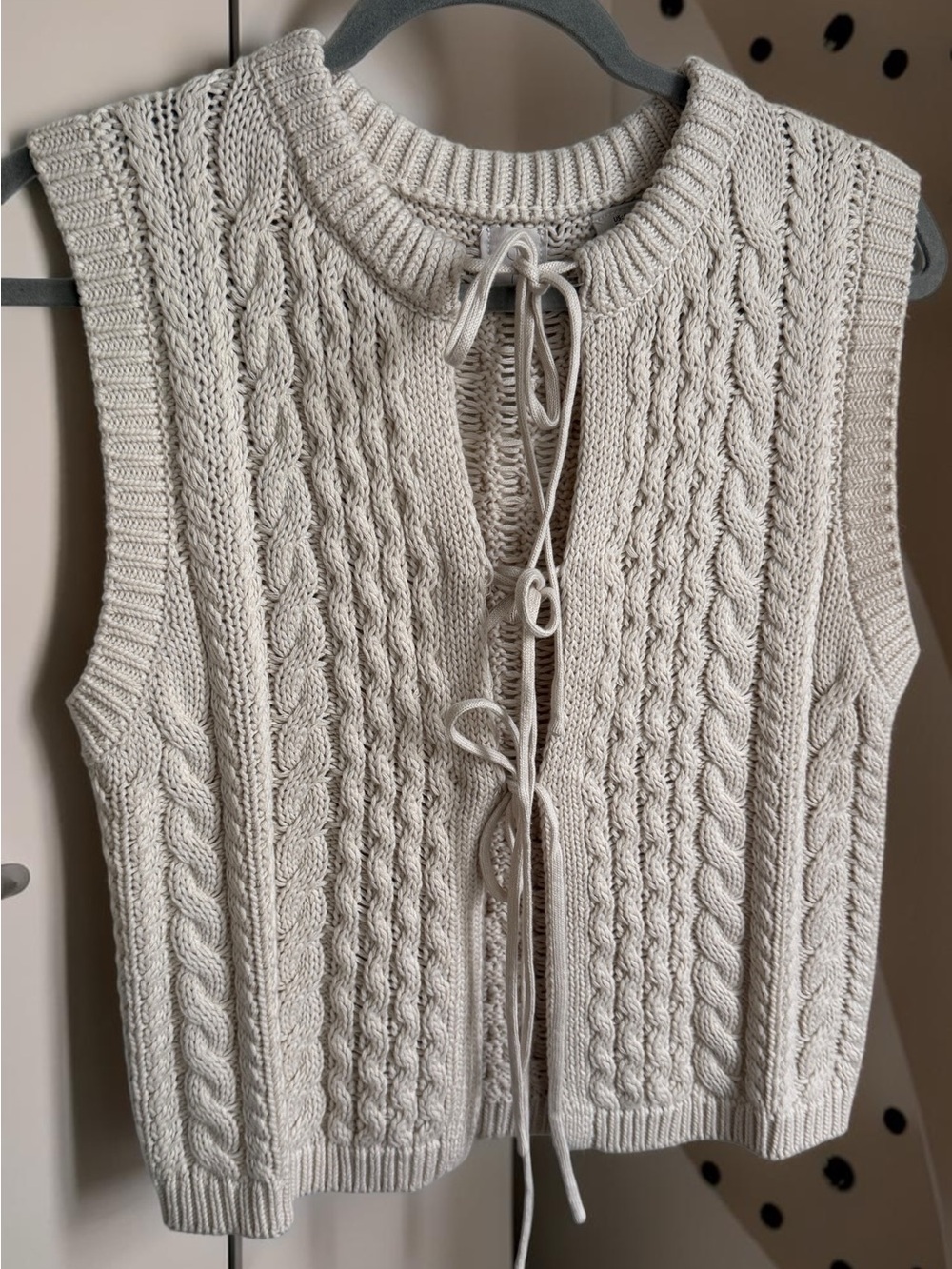 Joie Cream Cable-Knit Tie-Front V-Neck Sweater Vest